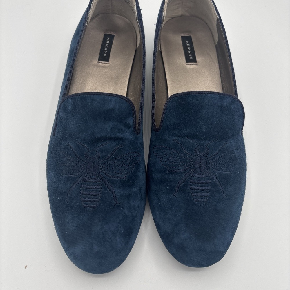 Array Queen Bee Suede Slip On Shoes 9N Blue Embroidered Bee Flats 1185879